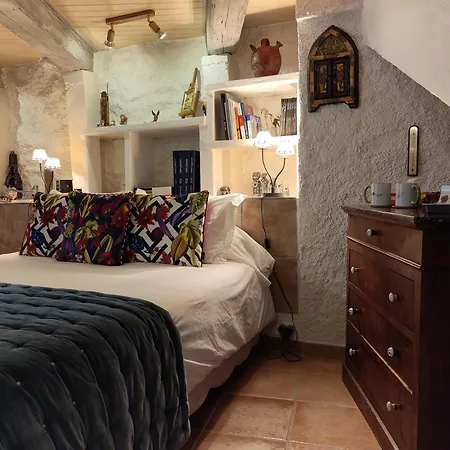 Mas Peu Del Causse B&B 튀르